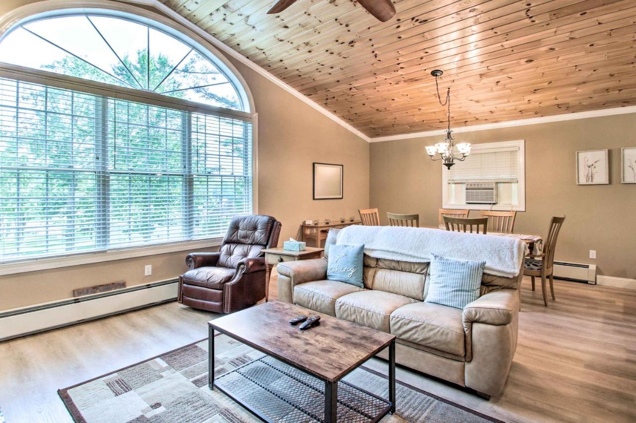 Readfield Retreat With Lake Maranacook Views! ภายนอก รูปภาพ